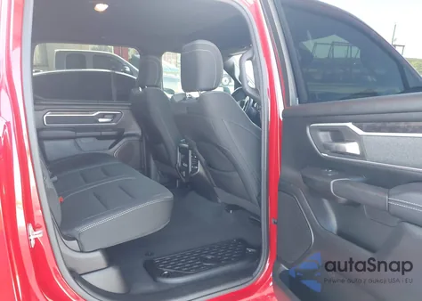 2021 Ram 1500 z USA, uszkodzony, nr VIN 1C6RREFT2MN574093